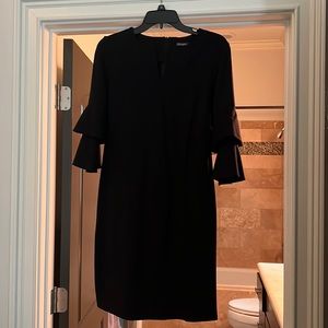[J. McLaughlin] Black Sheath mid-sleeve Dress size S